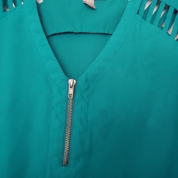 Forever 21 Contemporary Teal Blouse Size Small - Picture 3 of 5